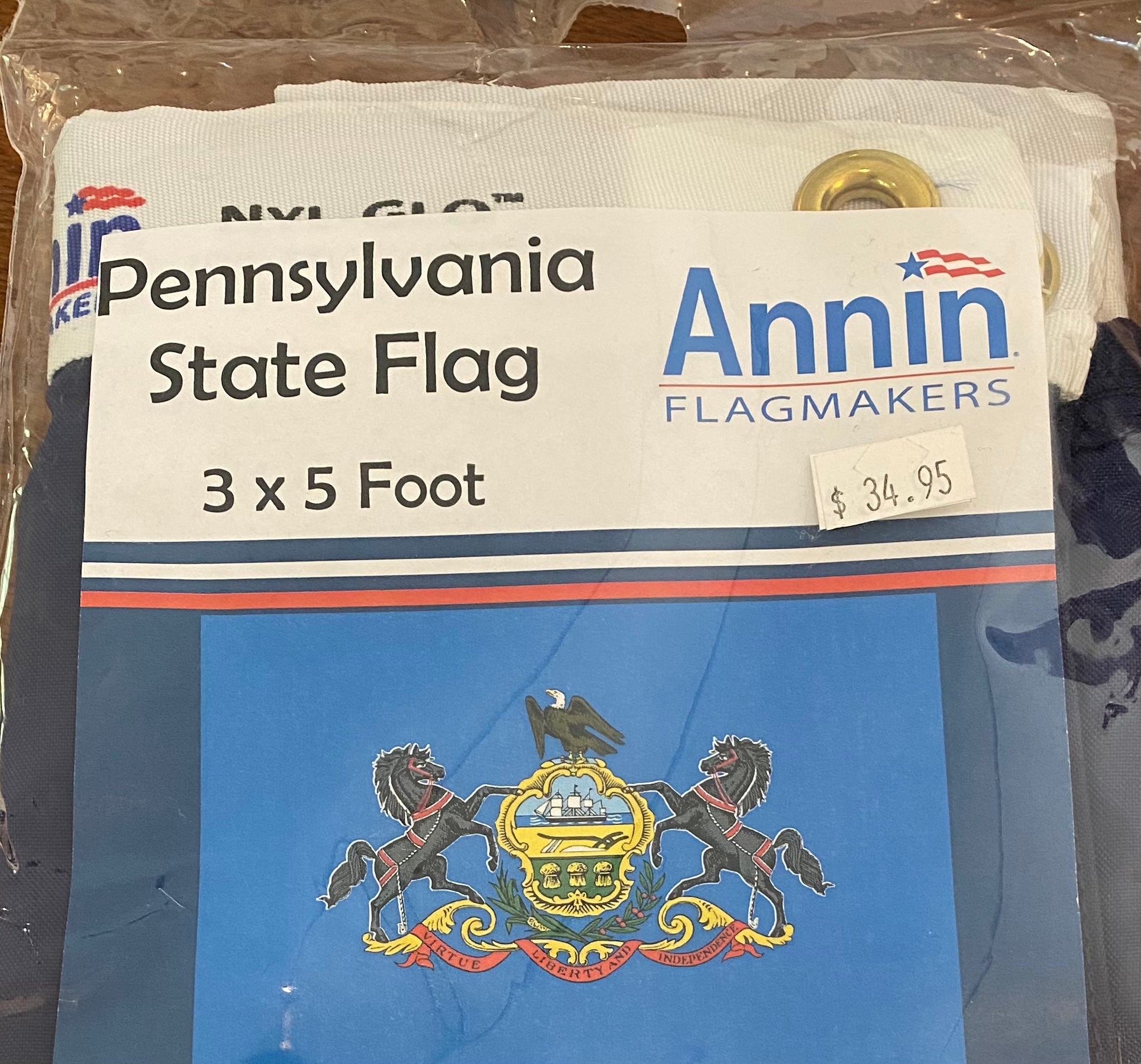 Annin Flagmakers 196446 Bandiera Internazionale, 3x5', Non applicabile
